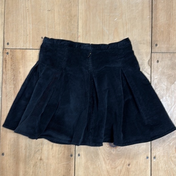 Black Corduroy Mini Skirt SO Goods For Life Size 5 - Picture 2 of 7